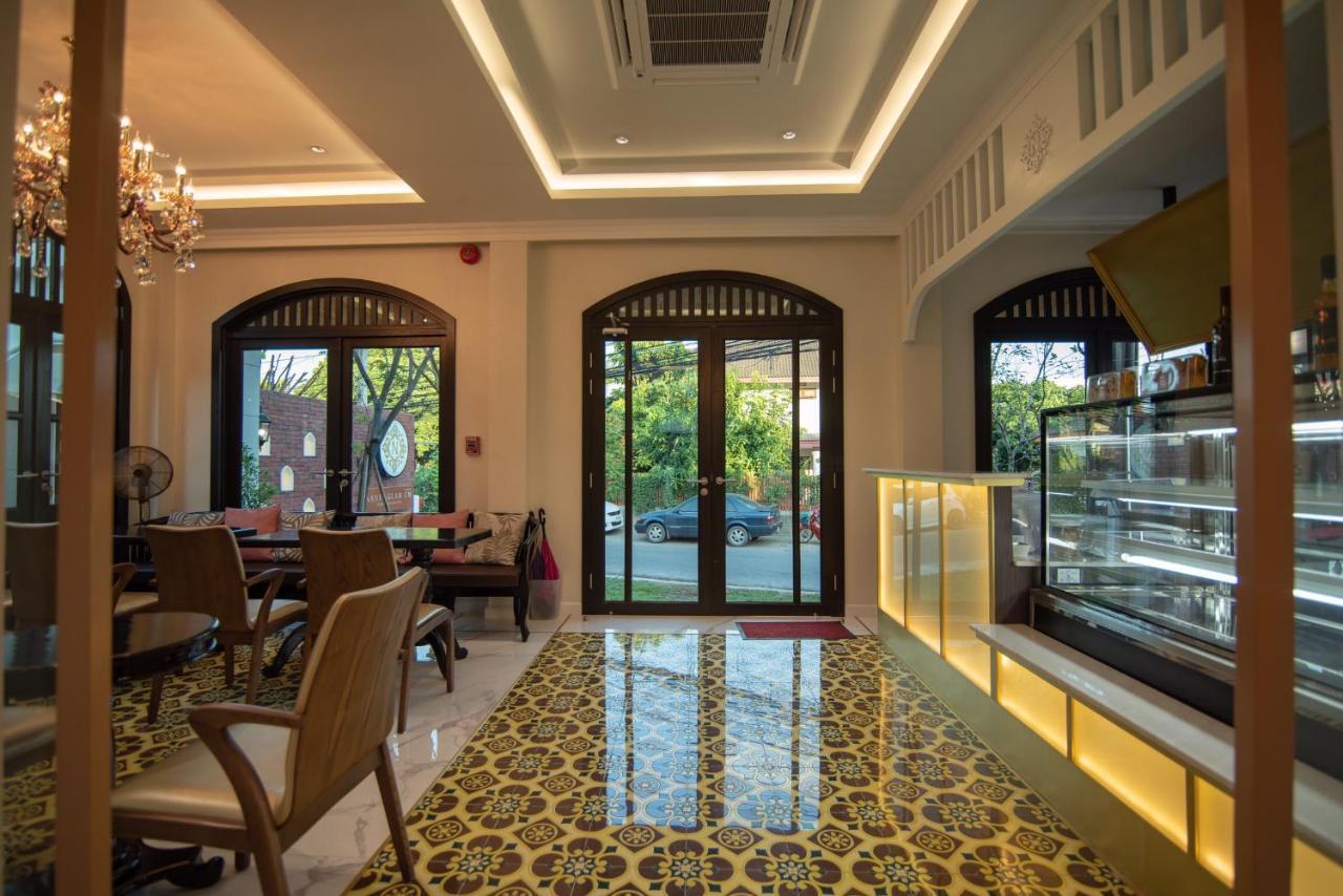 Nanta Glam Cm Hotel & Residences Чиангмай Екстериор снимка